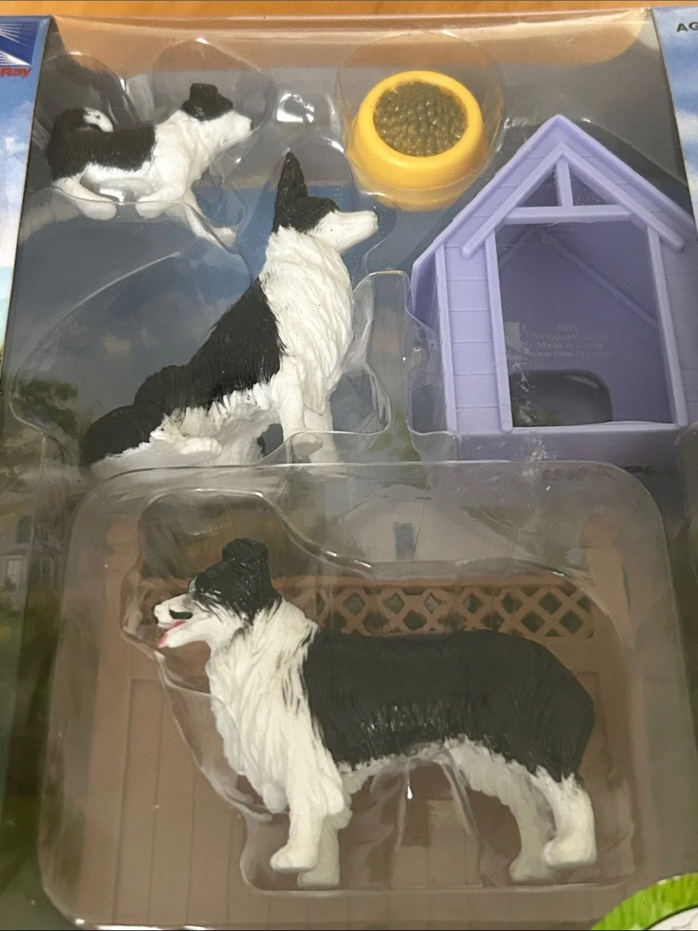 Black and White Dog Playset with Purple Dog House